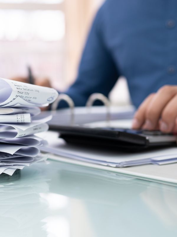 PEDIDO DE INFORME SOBRE LA COMPRA DE BONOS